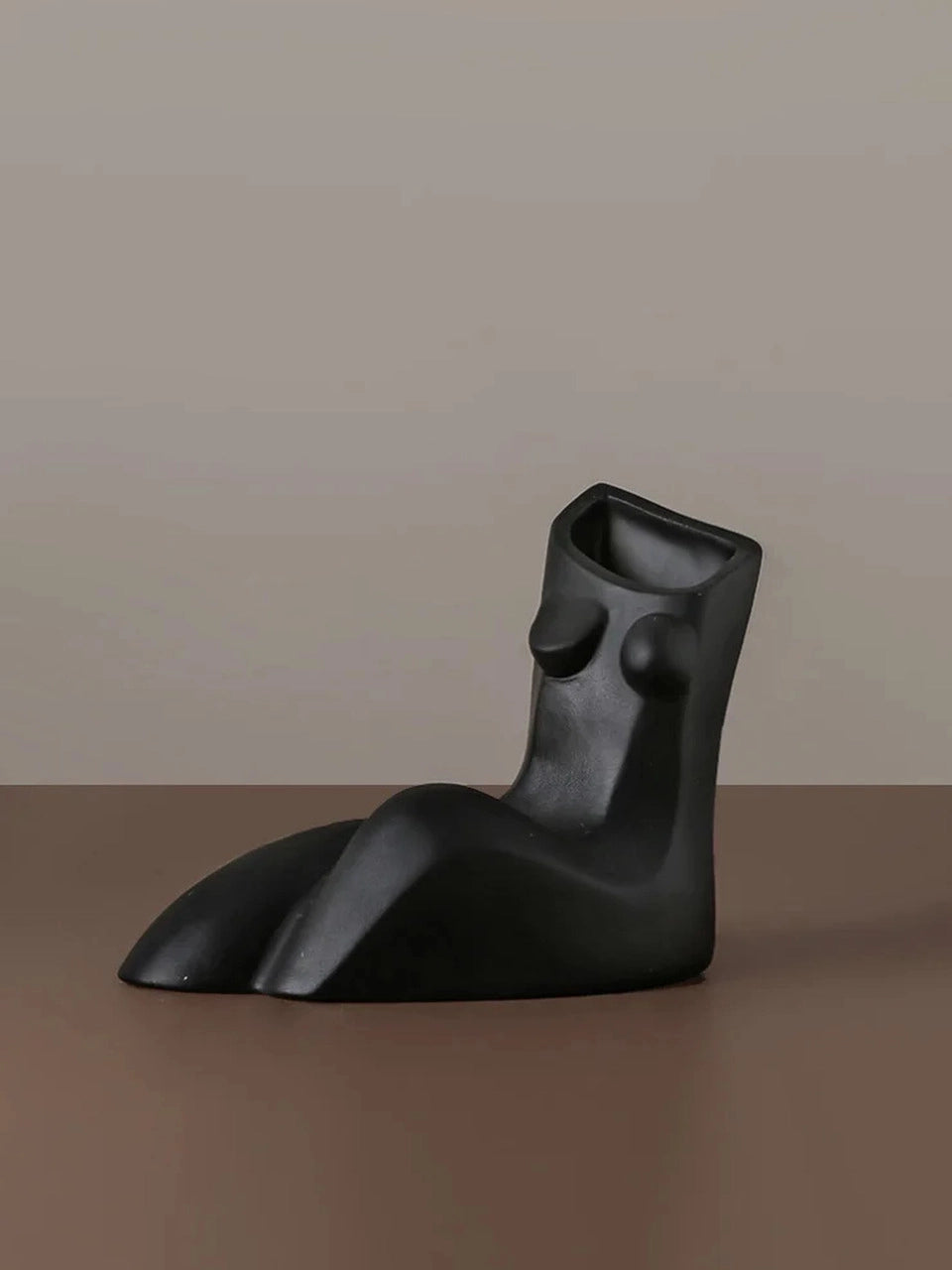 Nude Female Body Vase | Sitting Nue Black